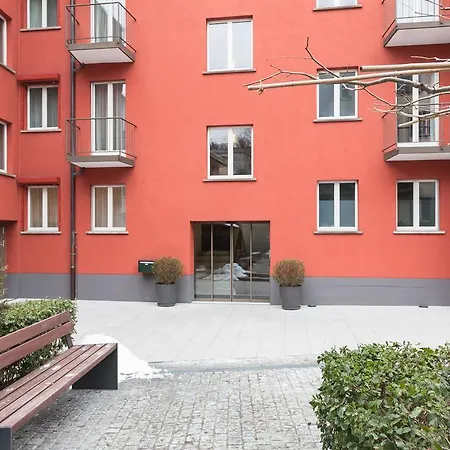 - Kieselgasse