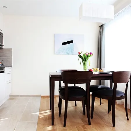 - Kieselgasse 3* Zurich