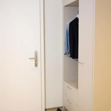 - Kieselgasse 4* Цюрих