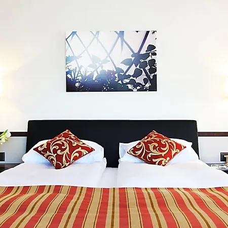 - Kieselgasse 4* Zürih