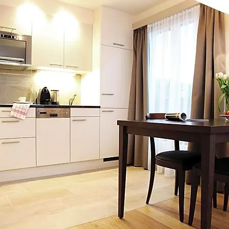 - Kieselgasse Апарт-готель 4*