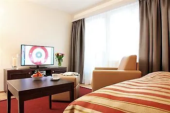 - Kieselgasse 3*