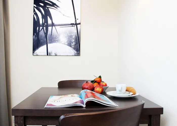 - Kieselgasse 4* Zürich