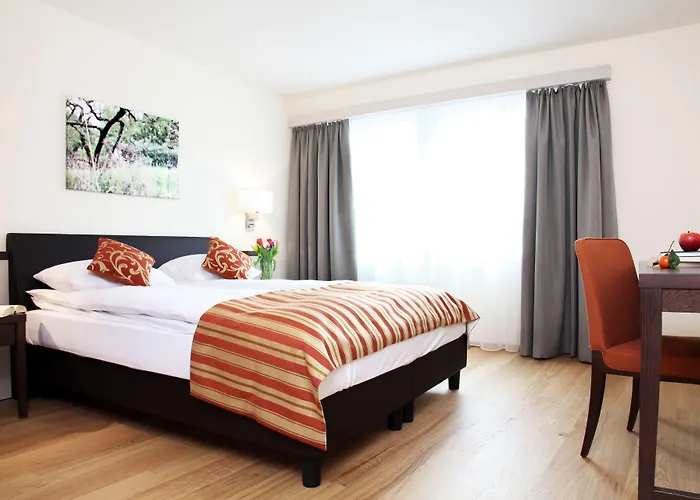 - Kieselgasse 4* ציריך