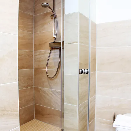 Ξενοδοχείο με διαμερίσματα - Kieselgasse 4*