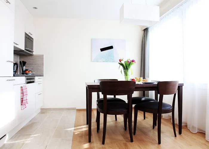 - Kieselgasse 4* Zurich