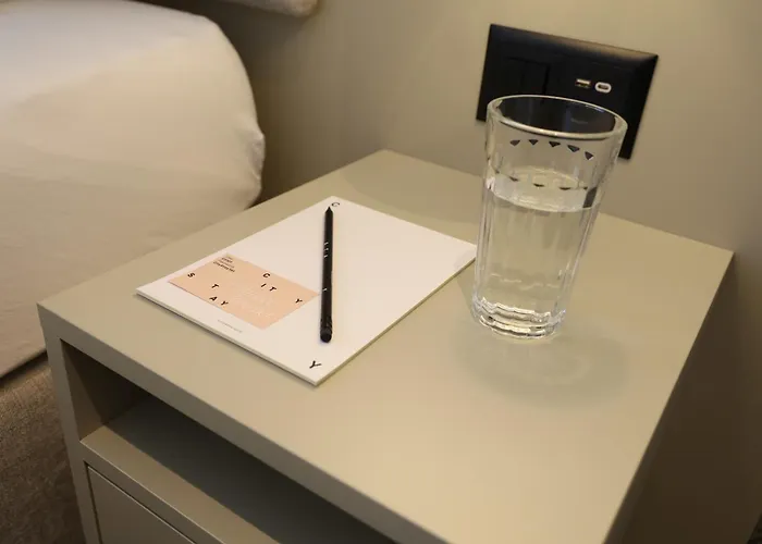 - Kieselgasse 4* Zurich